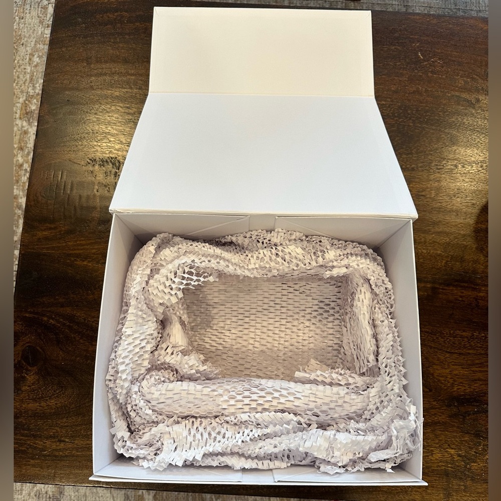 Cartier gift box - Picture 2 of 8
